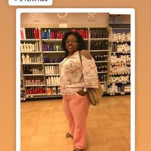 Meet your Posher, Ana